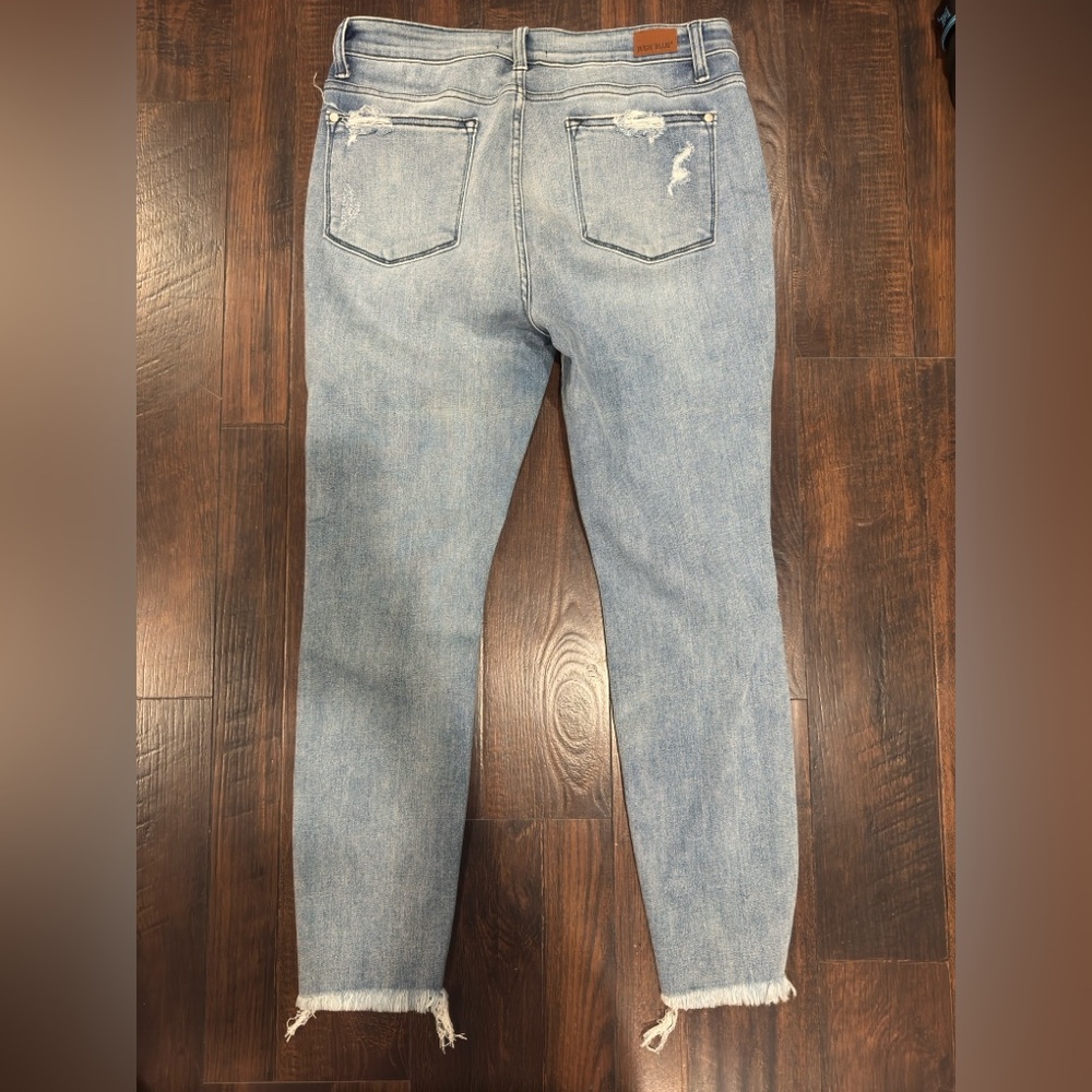 Judy Blue Light Wash Distressed Skinny Jeans - Picture 2 of 4